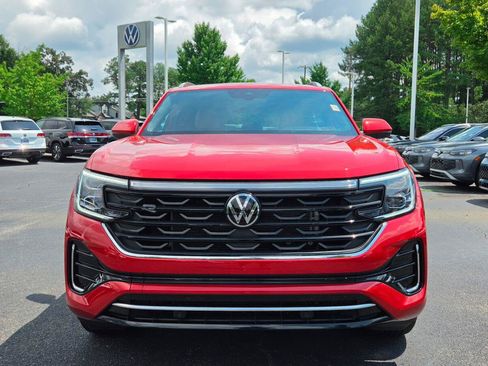 Certified 2024 Volkswagen Atlas Cross Sport SEL R-Line AWD/4WD image 8