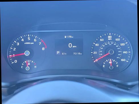 Used 2020 Kia Soul GT-Line FWD image 24