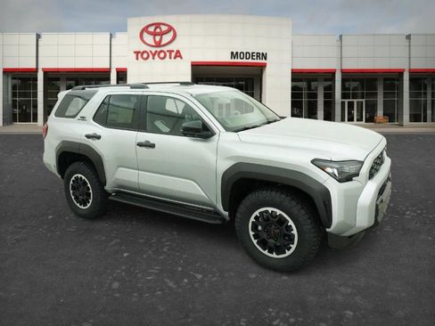 New 2026 Toyota 4Runner TRD Off-Road Premium AWD/4WD image 2