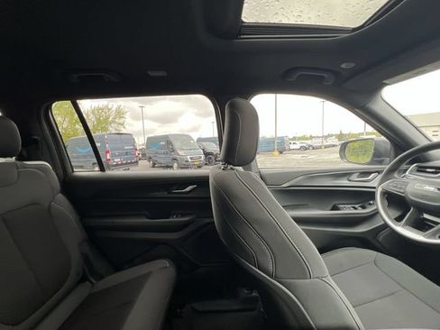 New 2026 Jeep Grand Cherokee L 4WD image 16