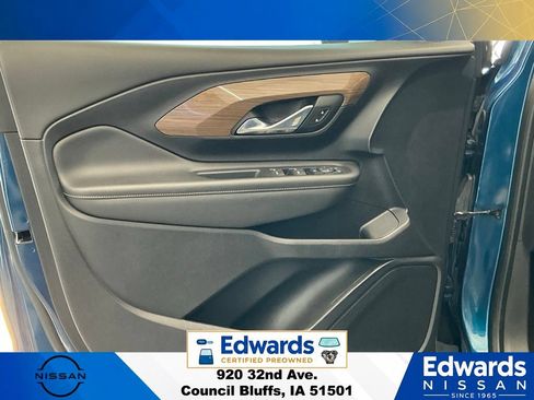 Used 2021 GMC Terrain SLE AWD/4WD image 21