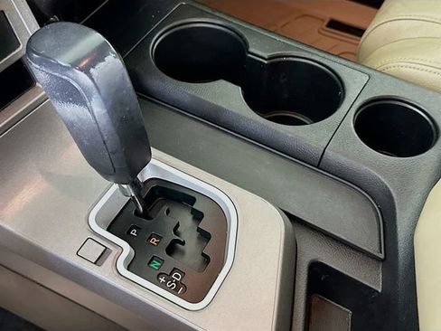 Used 2016 Toyota Sequoia SR5 image 18