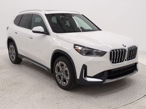 Used 2025 BMW X1 xDrive28i w/ Premium Package AWD/4WD image 7
