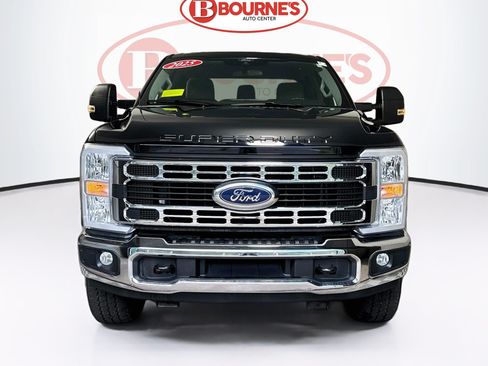 Used 2025 Ford F250 XLT AWD/4WD image 5