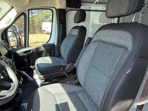 New 2026 RAM ProMaster 2500 w/ Convenience Group image 17