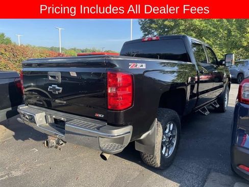 Used 2015 Chevrolet Silverado 2500 LT w/ LT Convenience Package AWD/4WD image 12