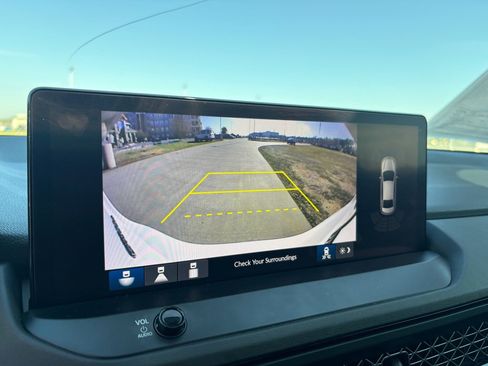 Certified 2023 Honda Accord Touring image 17