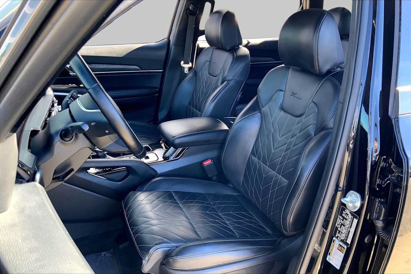 Used 2024 Kia Telluride SX Prestige X-Line AWD/4WD image 8