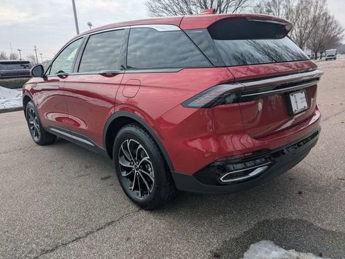 New 2026 Lincoln Nautilus Premier image 10