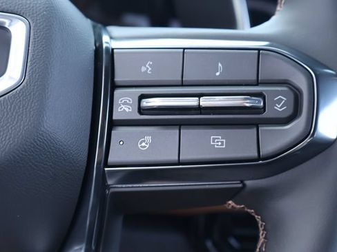 New 2026 GMC Canyon AT4 w/ AT4 Premium Package AWD/4WD image 23