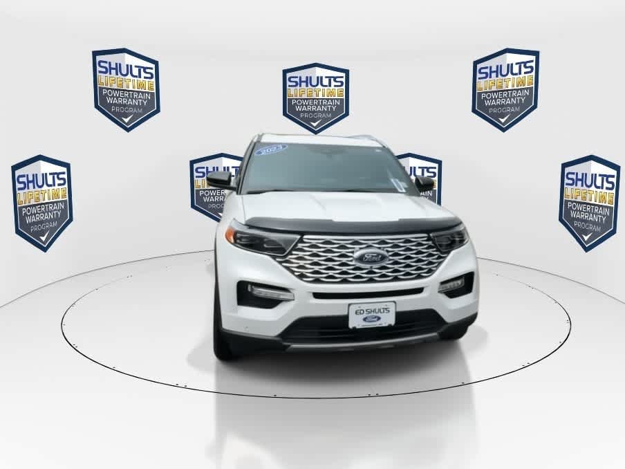 Used 2023 Ford Explorer Platinum w/ Technology Package AWD/4WD image 3