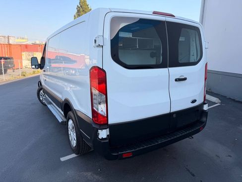 Used 2019 Ford Transit 250 130 Low Roof w/ Exterior Upgrade Package RWD image 10