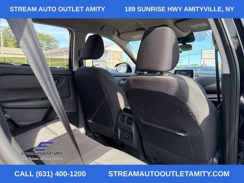 Used 2024 Nissan Rogue SV image 16