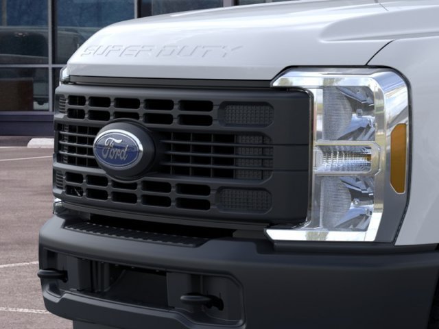 New 2025 Ford F250 XL w/ XL Off-Road Package AWD/4WD image 17
