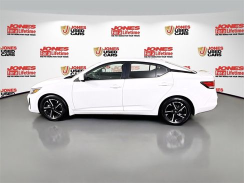 Certified 2025 Nissan Sentra SV w/ Lighting Package image 13