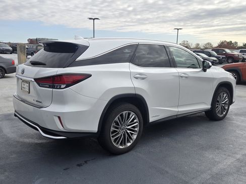 Used 2022 Lexus RX 450hL Luxury w/ Cold Area Package (CT) image 3