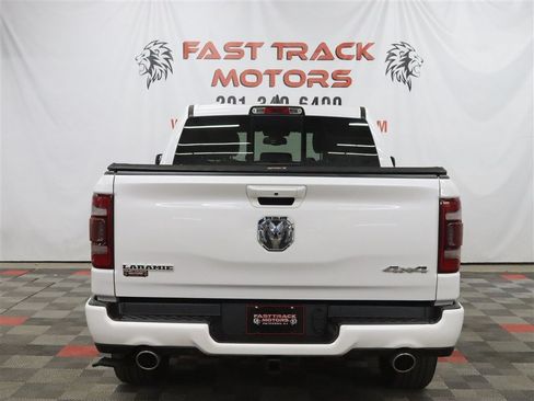 Used 2020 RAM 1500 Laramie w/ Sport Appearance Package AWD/4WD image 5