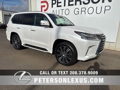 Used 2021 Lexus LX 570 4WD w/ 3rd Row & Luxury Pkg