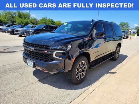 Used 2023 Chevrolet Suburban Z71 AWD/4WD image 2