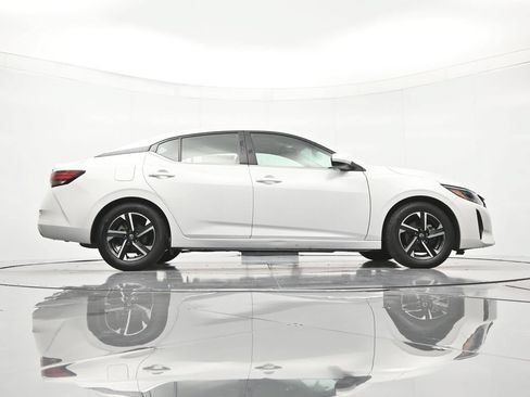 Used 2024 Nissan Sentra SV FWD image 38