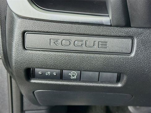 Certified 2023 Nissan Rogue S image 18