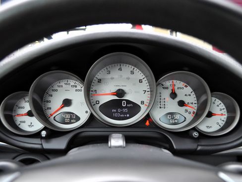 Used 2006 Porsche 911 Carrera S RWD image 29