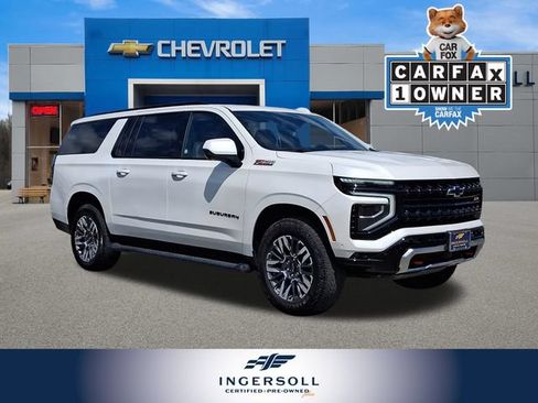 Used 2025 Chevrolet Suburban Z71 AWD/4WD image 1