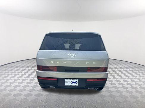 Used 2025 Hyundai Santa Fe SE image 8