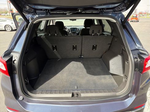Used 2018 Chevrolet Equinox LT image 18