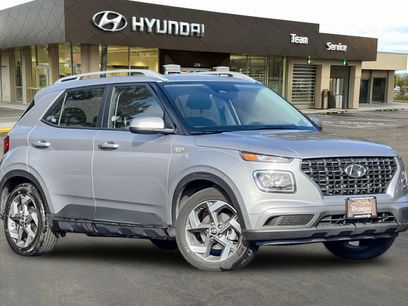 Used 2025 Hyundai Venue SEL