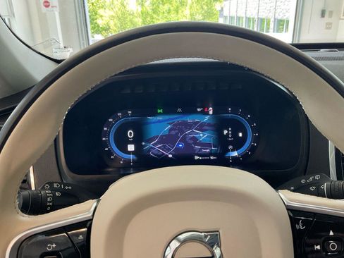 Used 2023 Volvo XC90 B6 Plus w/ Protection Package Premier AWD/4WD image 21