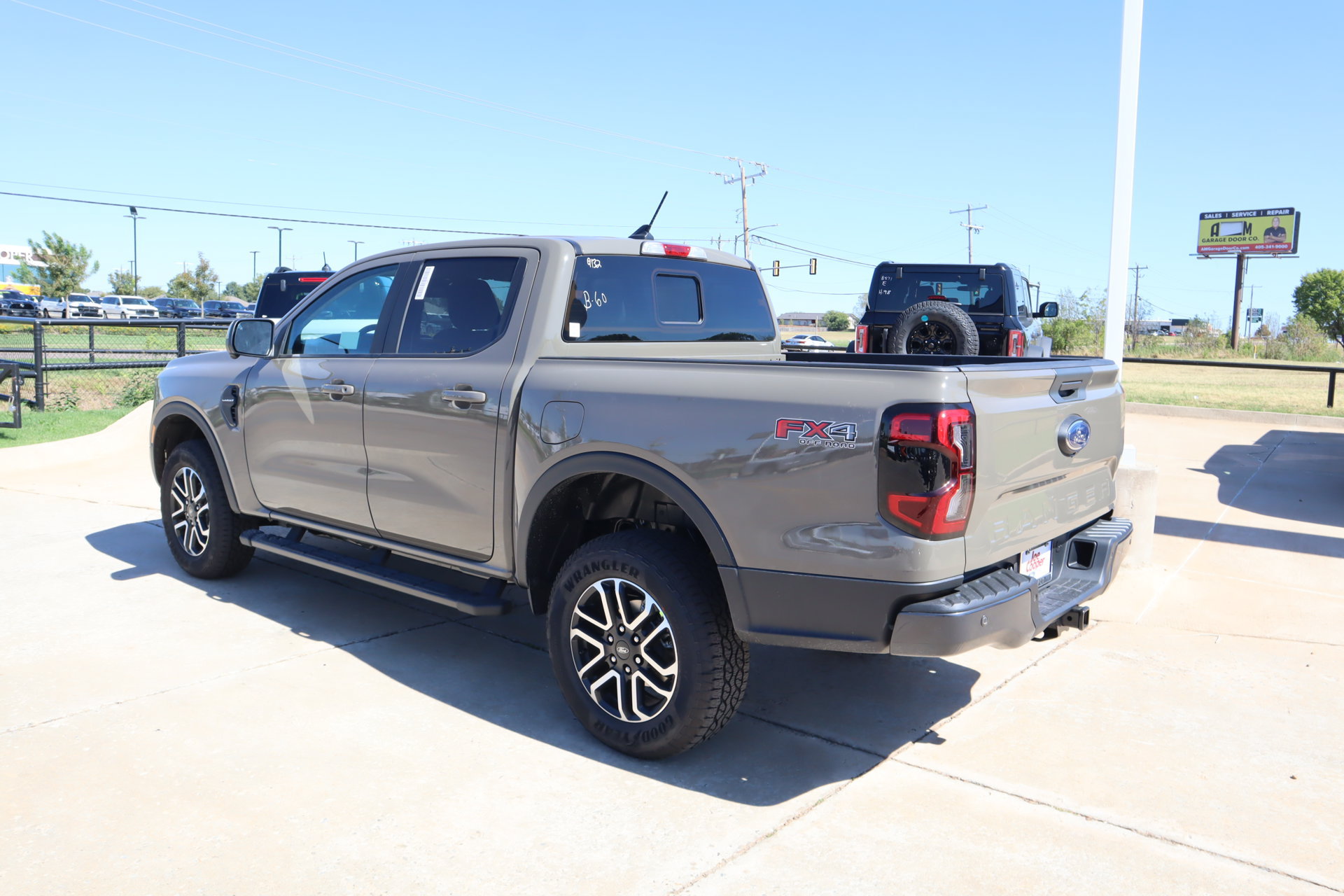 New 2026 Ford Ranger Lariat w/ FX4 Off-Road Package AWD/4WD image 24