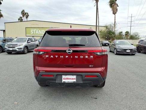Used 2024 Nissan Pathfinder SV image 7