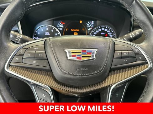 Used 2018 Cadillac XT5 Platinum w/ Driver Assist Package AWD/4WD image 23