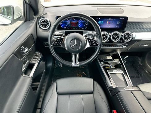 Used 2024 Mercedes-Benz EQB 250+ image 21