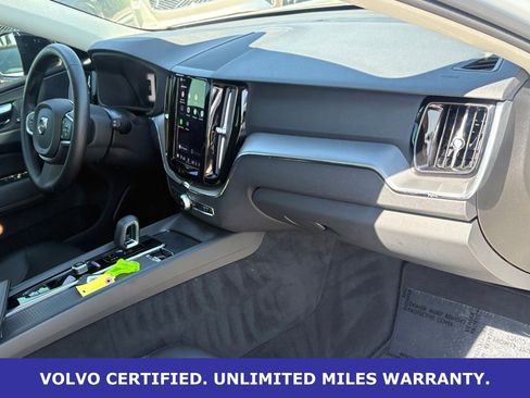 Certified 2025 Volvo XC60 B5 Core AWD/4WD image 35