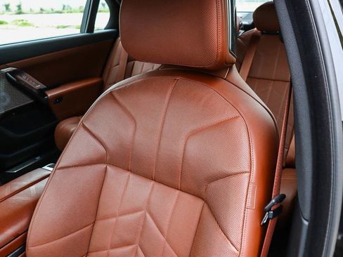 Used 2023 BMW 740i w/ Executive Package RWD image 30
