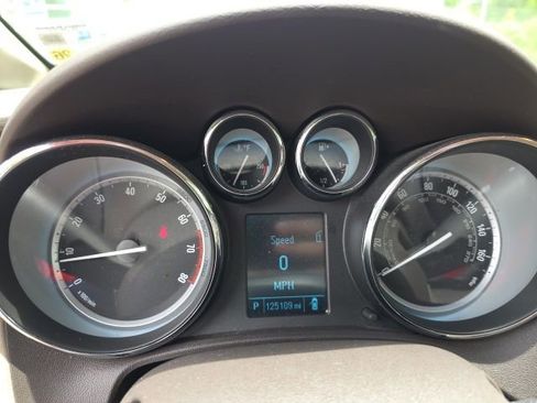 Used 2013 Buick Verano FWD image 18