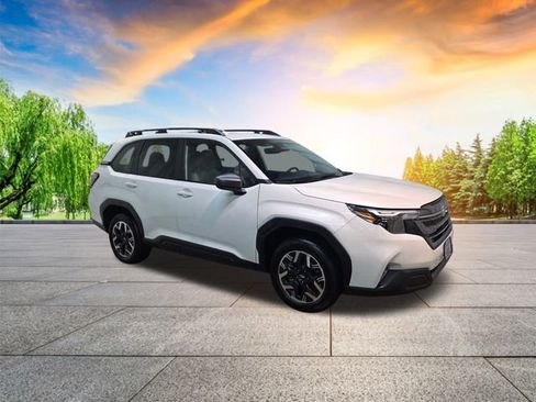 Certified 2025 Subaru Forester Premium image 2