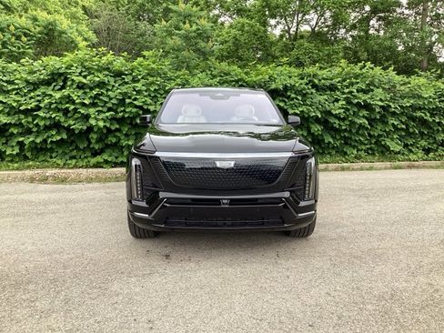 New 2026 Cadillac Vistiq Sport w/ LPO, Premium Carpet Package image 2