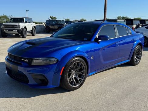 Used 2020 Dodge Charger SRT Hellcat w/ Harman/Kardon Audio Group RWD image 12