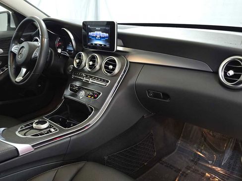 Used 2017 Mercedes-Benz C 300 Sedan image 11