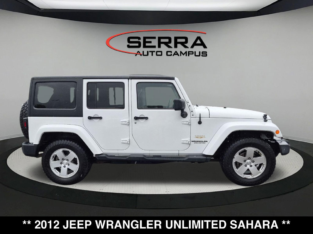 Used 2012 Jeep Wrangler Unlimited Sahara w/ Dual Top Group AWD/4WD image 12