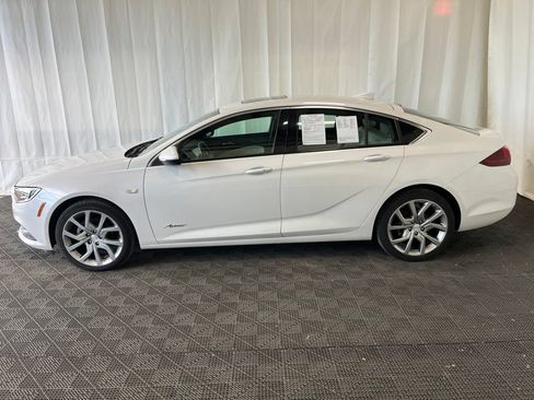Used 2019 Buick Regal Avenir w/ Driver Confidence Package II FWD image 26