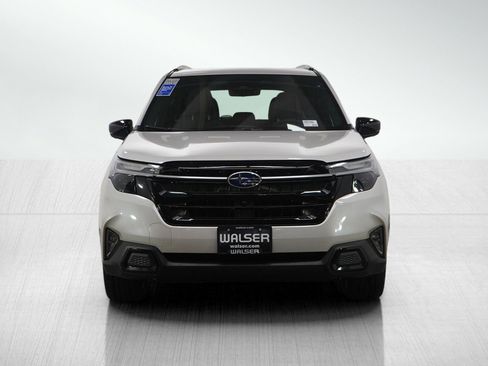 Used 2025 Subaru Forester Touring image 8