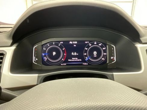 Used 2023 Volkswagen Atlas Cross Sport SE FWD image 10