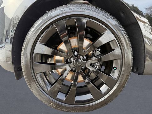 New 2026 Land Rover Range Rover Sport SE image 8