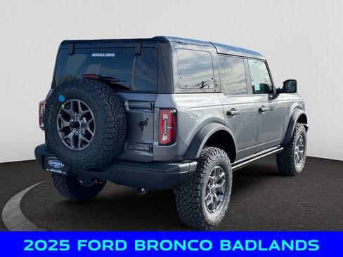 New 2025 Ford Bronco Badlands w/ Black Appearance Package image 6