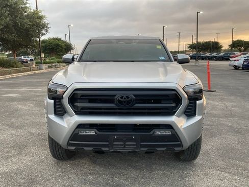 Used 2024 Toyota Tacoma SR5 RWD image 2