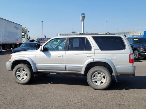 Used 1999 Toyota 4Runner Limited AWD/4WD image 2